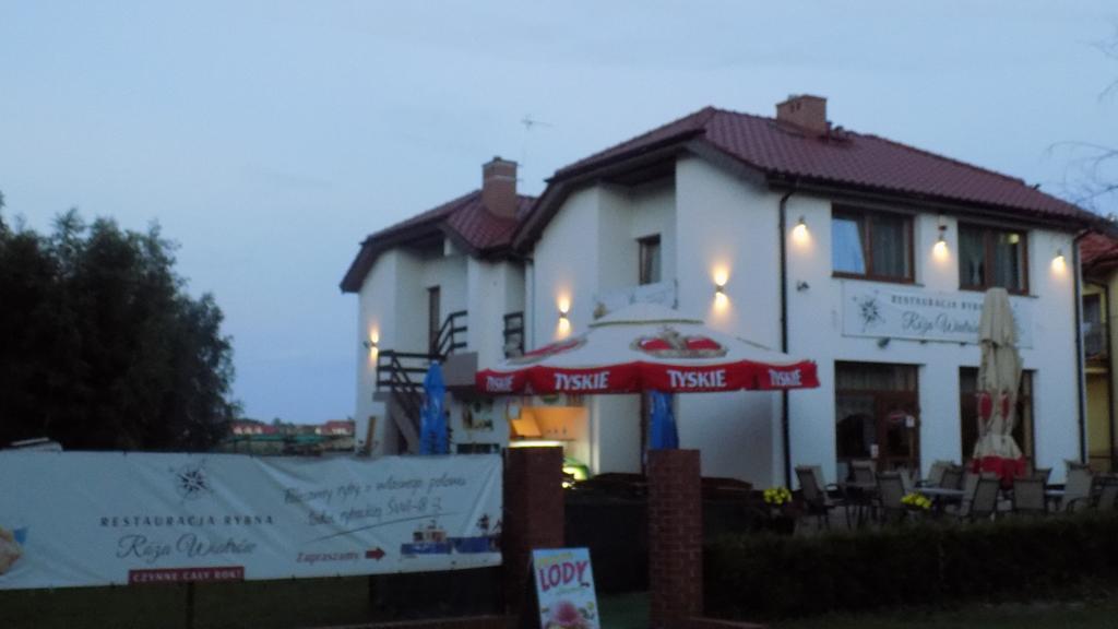 Róża Wiatrów Apartamento Grzybowo  Exterior foto